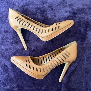 BCBG – BG Lanie Heels Brown Cognac